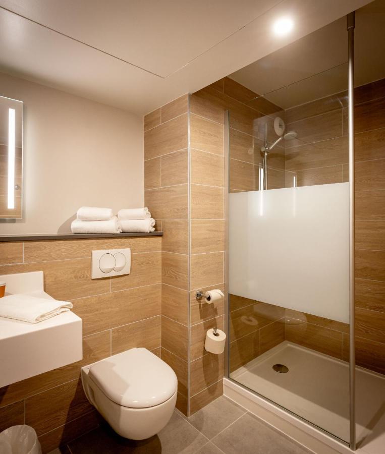 Ibis Styles Valenciennes Petite Foret Petite Forêt Exterior foto