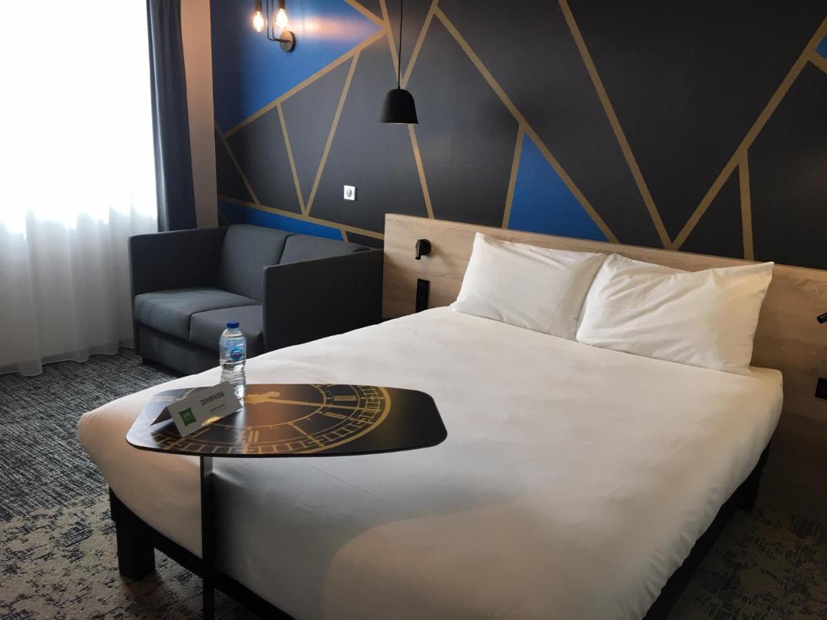 Ibis Styles Valenciennes Petite Foret Petite Forêt Exterior foto