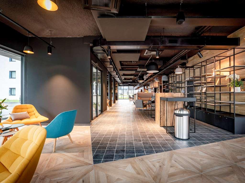 Ibis Styles Valenciennes Petite Foret Petite Forêt Facilidades foto